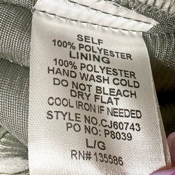 Main Strip Velvet Quilted Jacket - Picture 8 of 10